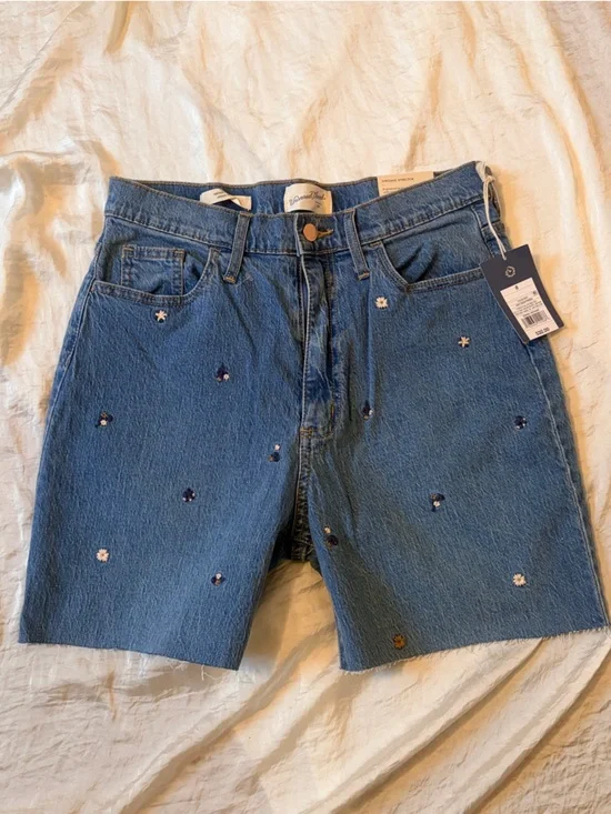 Women's Floral Embroidered Blue Denim Shorts - Picture 2 of 8